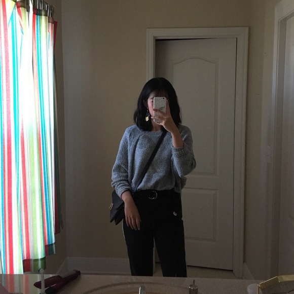 Sweater - Picture 1 of 2
